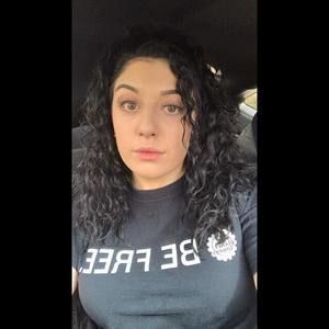 Meet your Posher, Katelyn